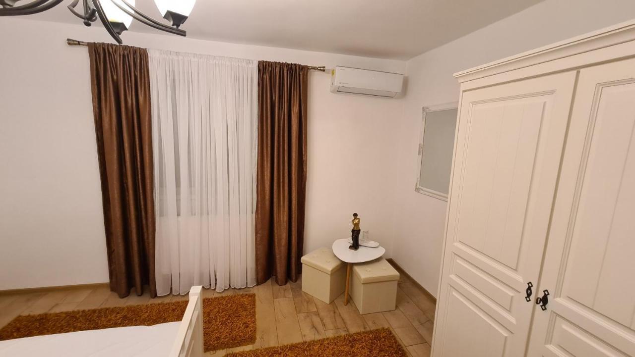 Casa Luca Ξενοδοχείο Moldova Noua Εξωτερικό φωτογραφία