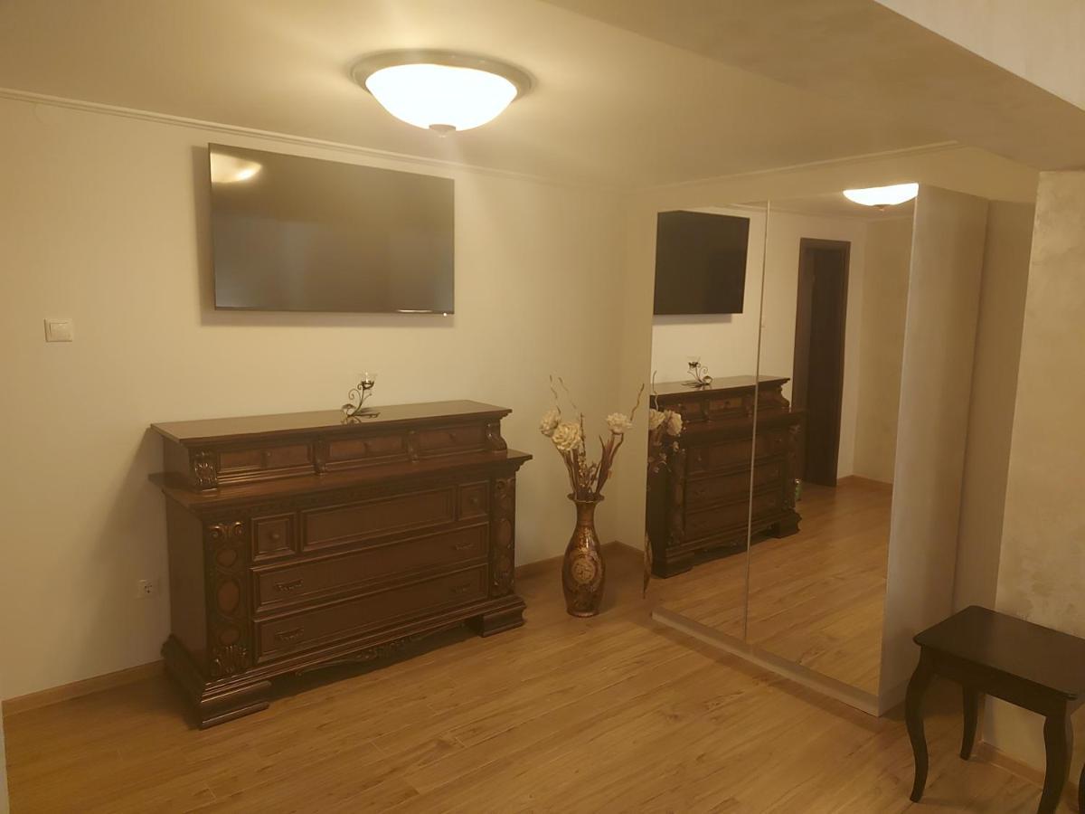 Casa Luca Ξενοδοχείο Moldova Noua Εξωτερικό φωτογραφία