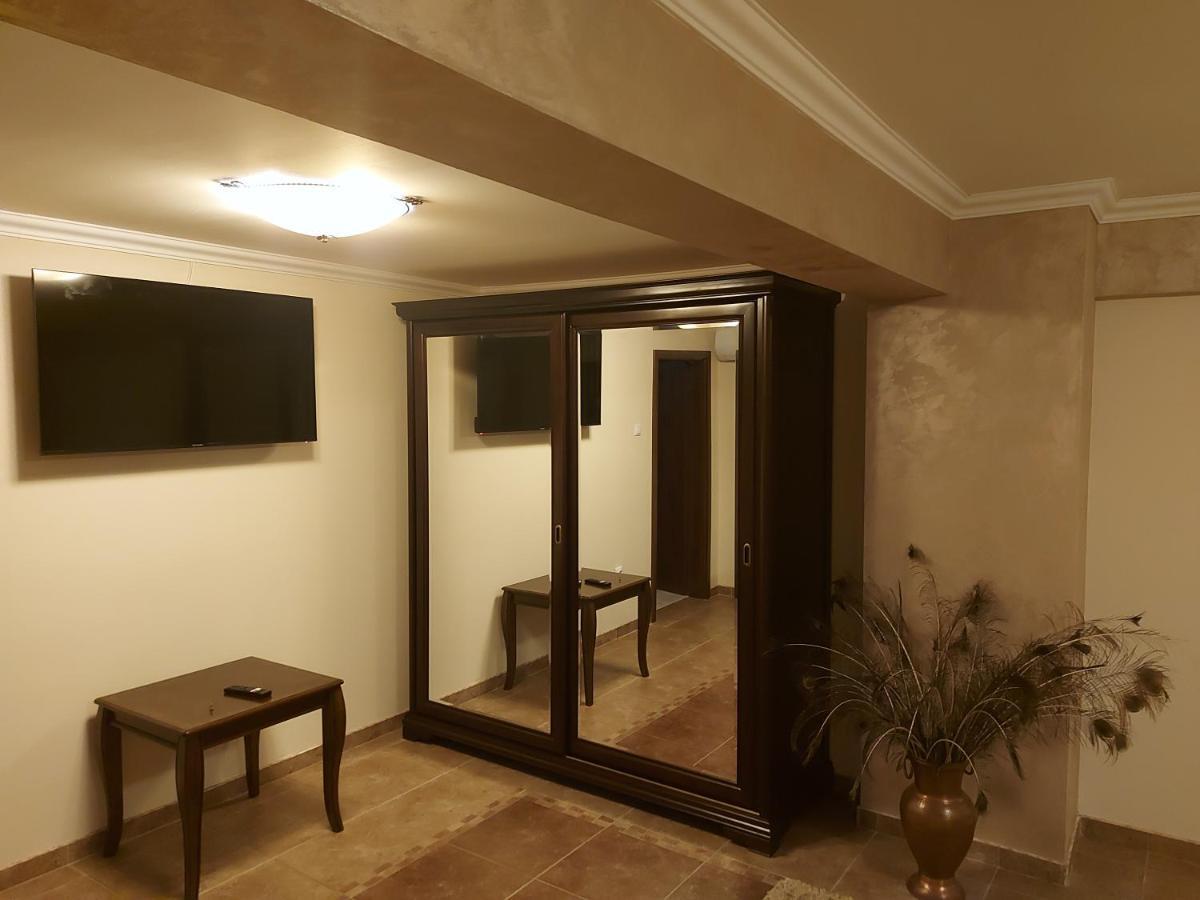 Casa Luca Ξενοδοχείο Moldova Noua Εξωτερικό φωτογραφία