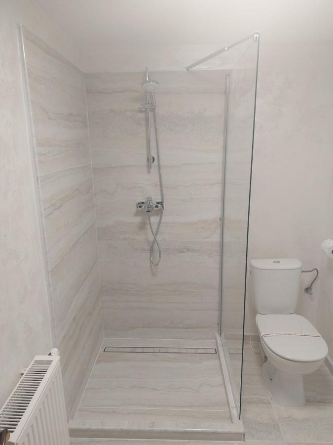 Casa Luca Ξενοδοχείο Moldova Noua Εξωτερικό φωτογραφία