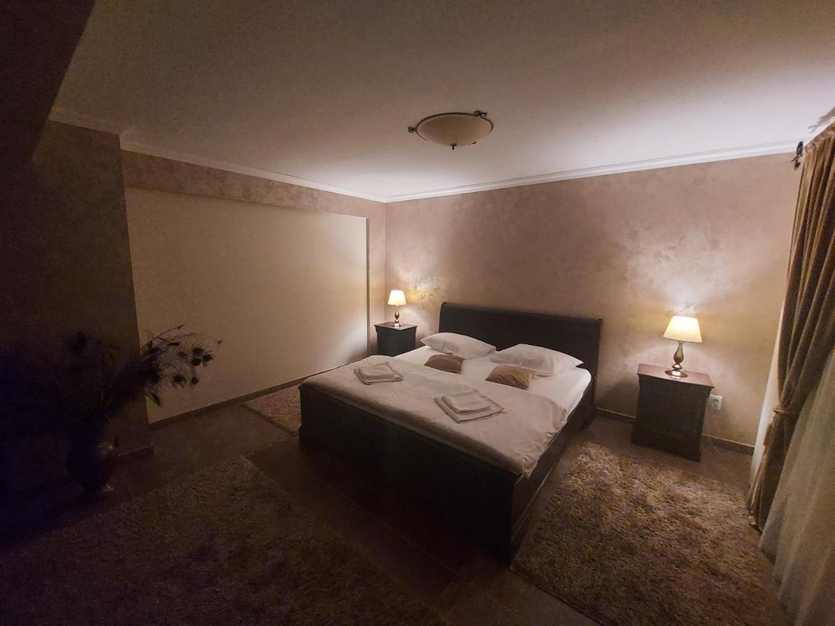 Casa Luca Ξενοδοχείο Moldova Noua Εξωτερικό φωτογραφία